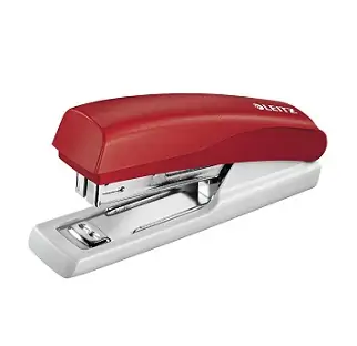 Spenjač Leitz 5517 spenja do 10 listov mini namizni rdeč Spenjač Leitz 5517 spenja do 10 listov mini namizni rdeč